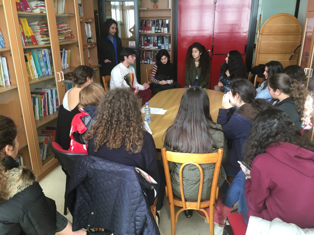 Mariam Nassif, Mariam El Meer, Layla Salhab, Mohamad Kabbani (anciens) étudiants en Francel   et au Royaume-Uni  (20.12.2016)