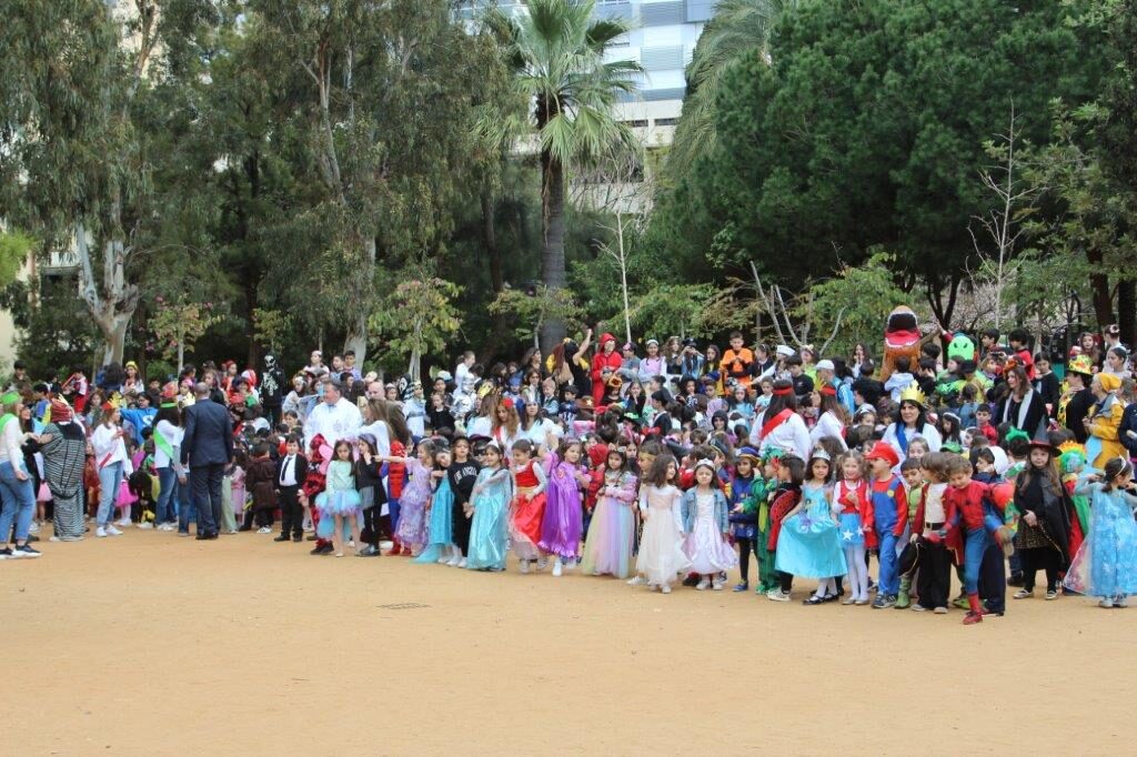 Le carnaval du printemps à l’école primaire (1)