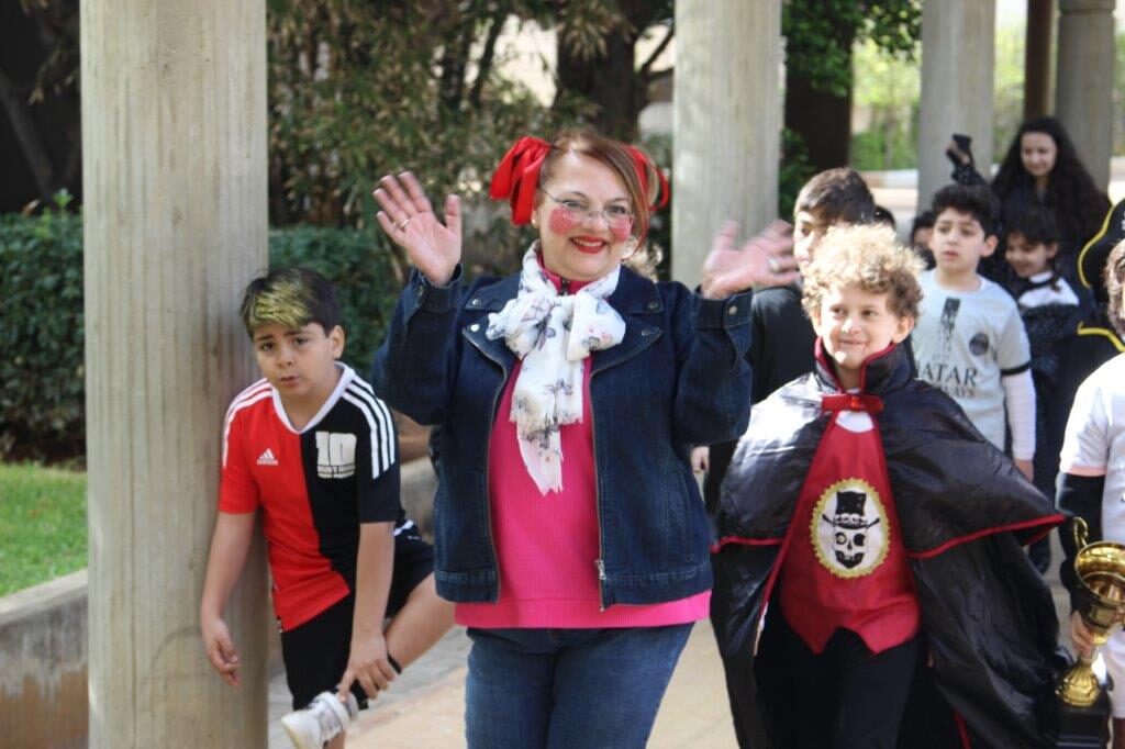 Le carnaval du printemps à l’école primaire (4)